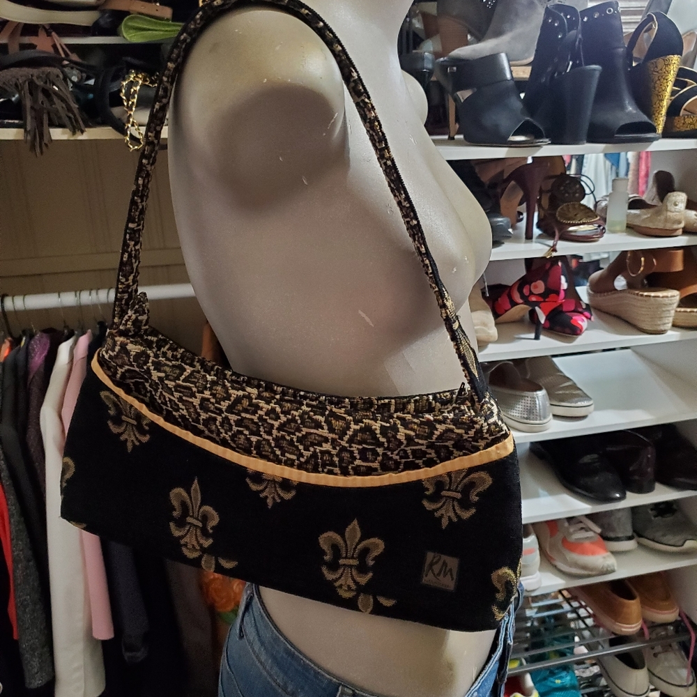 Ruth Michael Designs small zippered purse